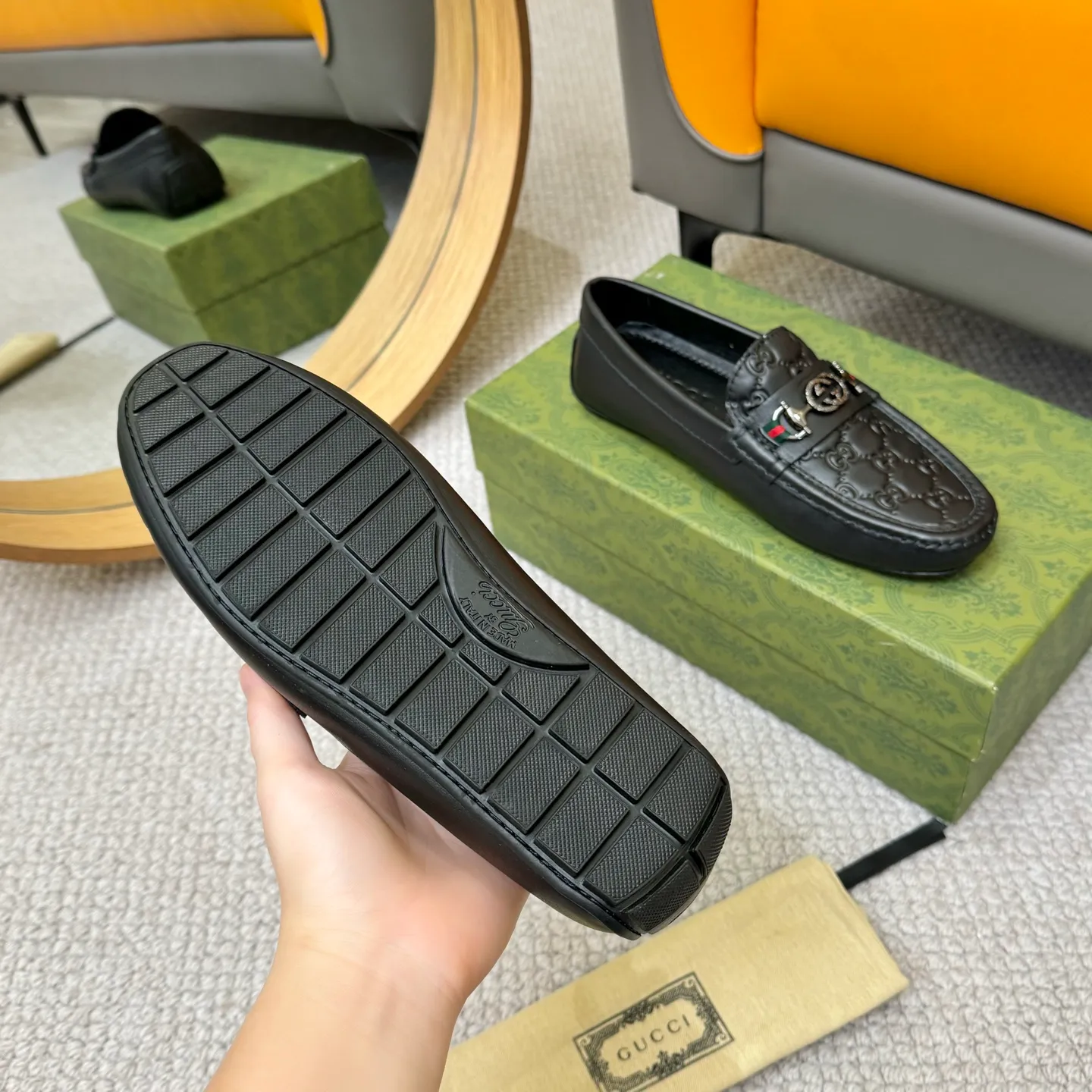 Men's shoes 💰420 (Yangli) Gucci* - the top version of Gucci classic beanie shoes! It is made of imported original cowhide and has a comfortable first layer of sheepskin lining! Original wear-resistant rubber outsole! High quality products! Size 38-46, with shoe dial, cloth bag, card